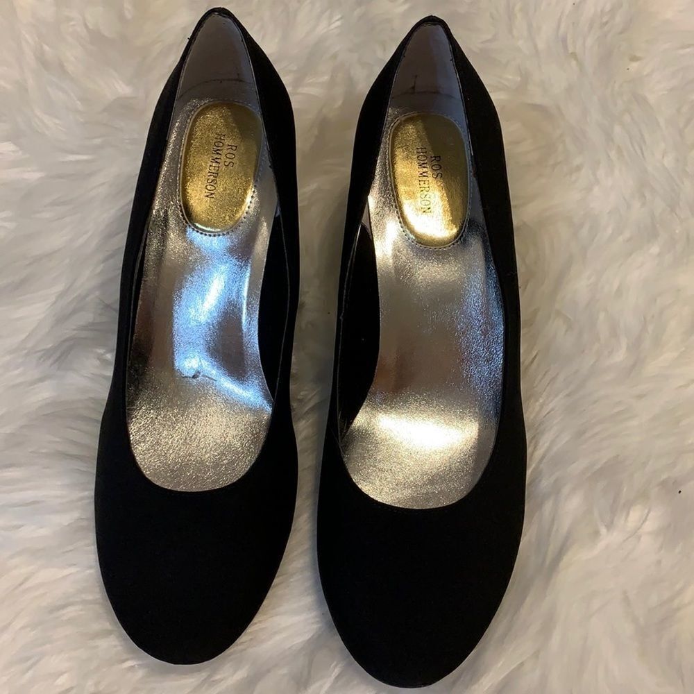 NWOT size 11WW pump heels 2”